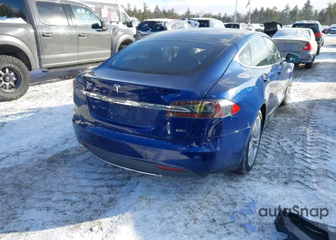 2015 Tesla Model S 70D/85D/P85D z USA, uszkodzony, nr VIN 5YJSA1H29FF089966